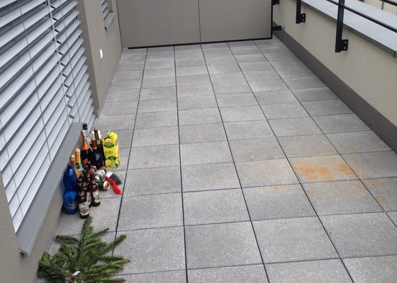 Pokládka podlahy na terase - stav před realizací