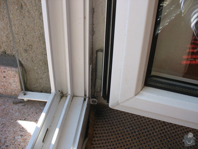 Oprava pantů na balkonových dveřích: IMG_1798