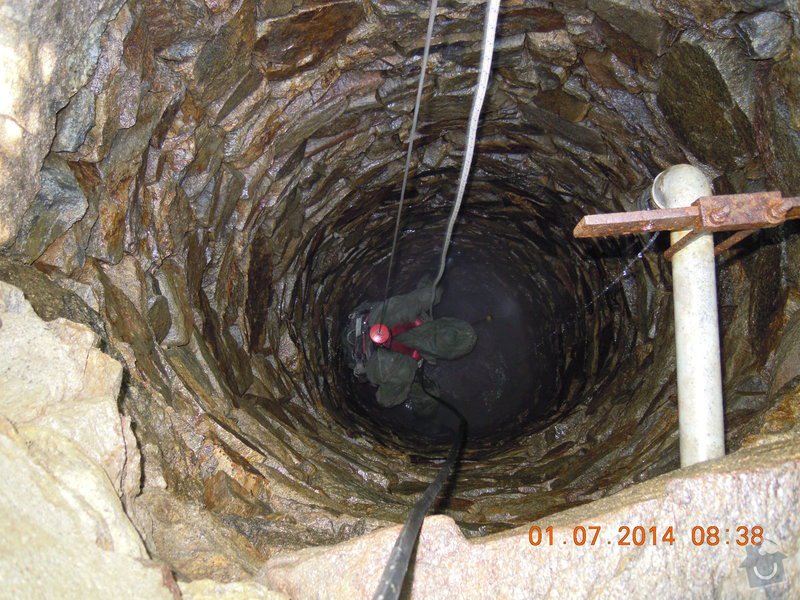 Čištění a oprava studny : DSCN2050