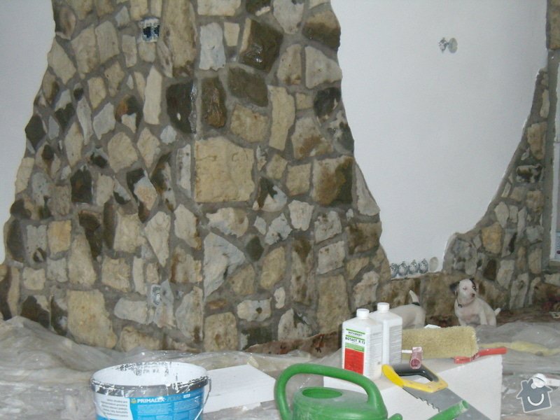 Obložení obývacího pokoje kamenem a koupelny + mozaika : PB190306
