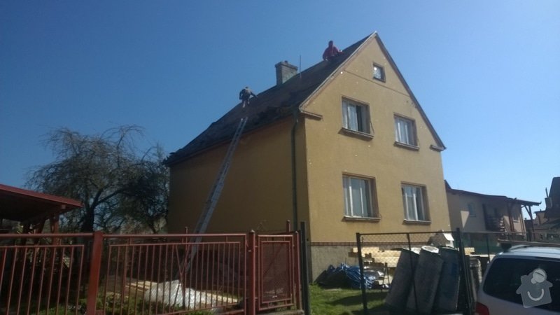 Rekonstrukce střechy - oprava krovu, výměna střešní krytiny: 2016-04-21_10.03.33
