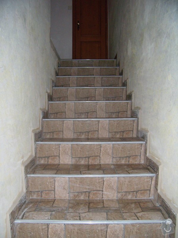 Obložení schodů: P7090067