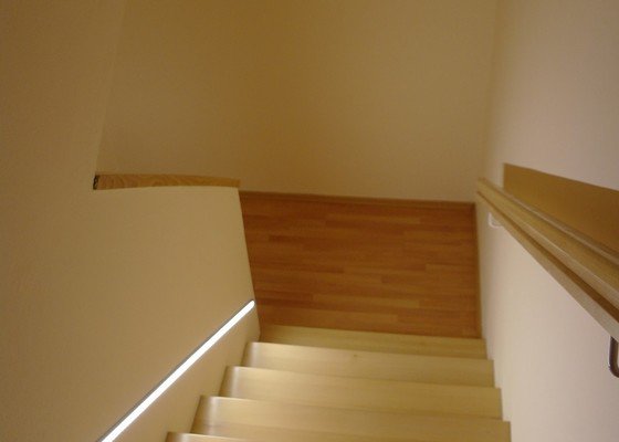 Montáž osvětlení schodiště - stav před realizací
