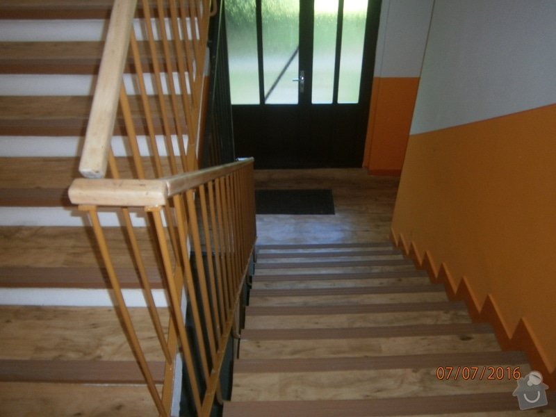 Renovace schodiště a zábradlí: P7070732