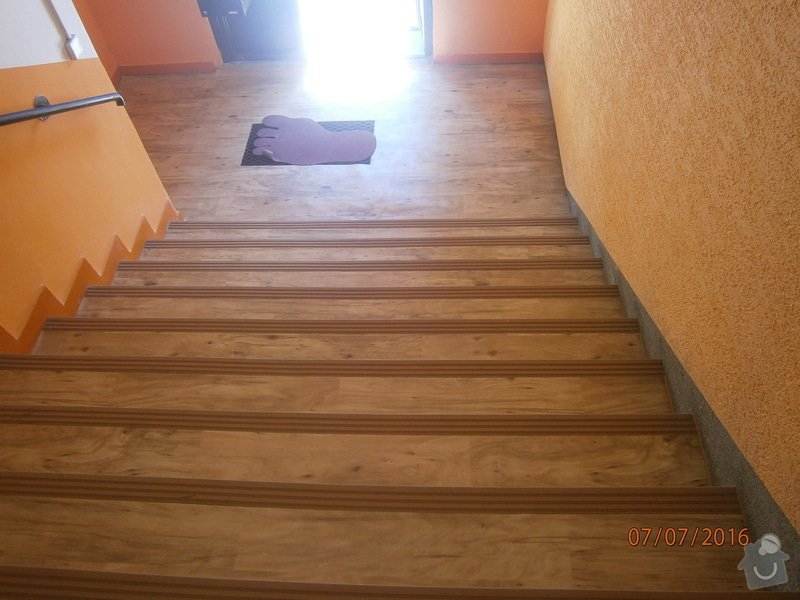 Renovace schodiště a zábradlí: P7070734