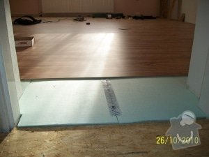 Instalace osb desek,položení plovoucí podlahy: 100_0599