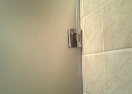 Montáž sprchových dveří