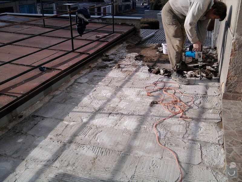 Oprava TERASY, položení izolace, betonu a dlažby: Fotografie0582