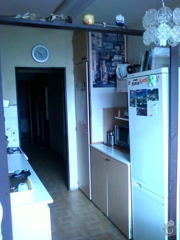 Rekonstrukce bytového jádra+předsíň: Kuchyne_od_okna