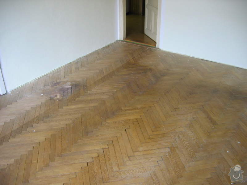 Renovace dubových parket: podlaha_pred4