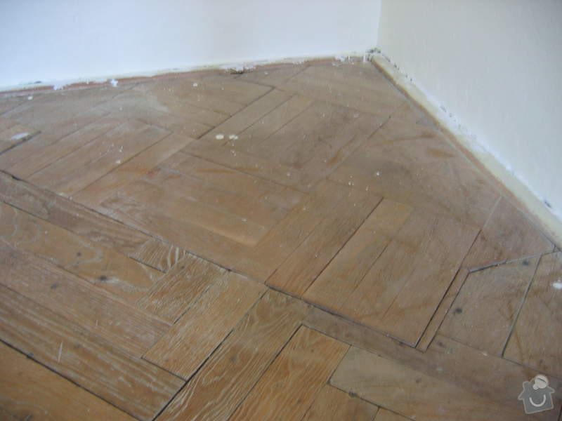 Renovace dubových parket: podlaha_pred