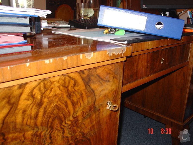 Oprava starožitného psacího stolu: DSC00588