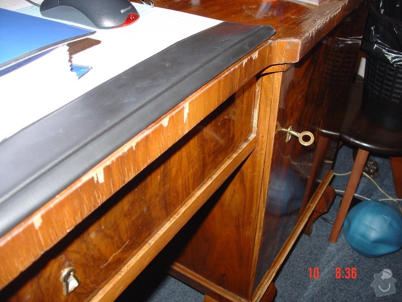 Oprava starožitného psacího stolu: DSC00590