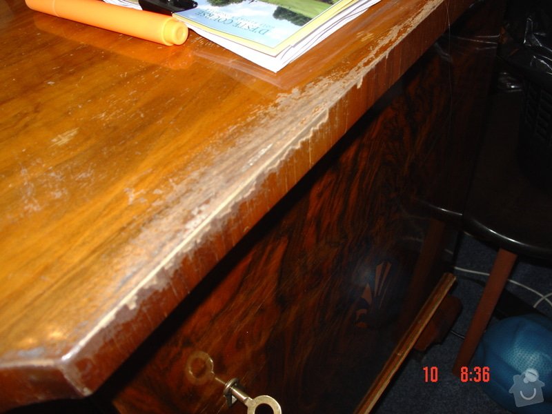 Oprava starožitného psacího stolu: DSC00591