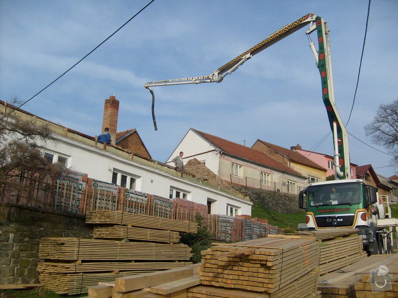 Předmětem zakázky bylo kompletní zhotovení nového krovu dle projektu.: S6303638