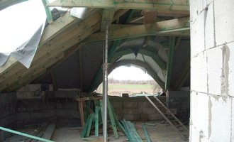 Kompletní zateplení střechy + sádrokartonářské práce - včetně materiálu - stav před realizací