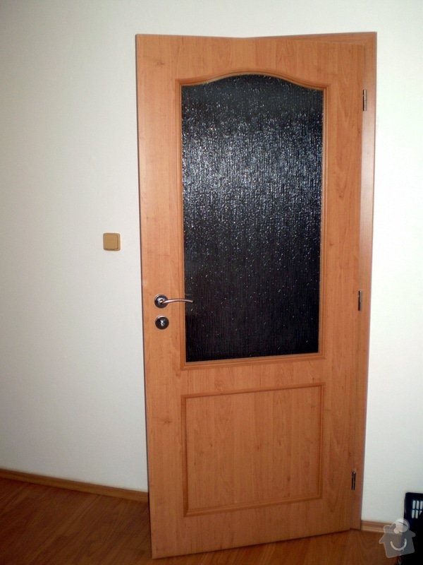 Kompletní dodávka dveří do bytu: PA020286