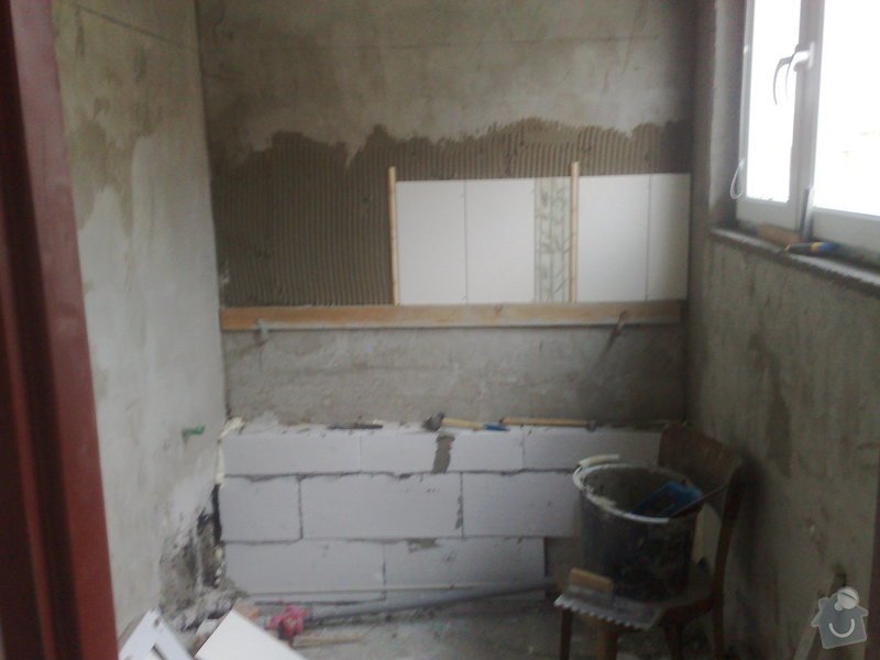 Rekonstrukce bytového jádra a v létě fasáda: 05122008170