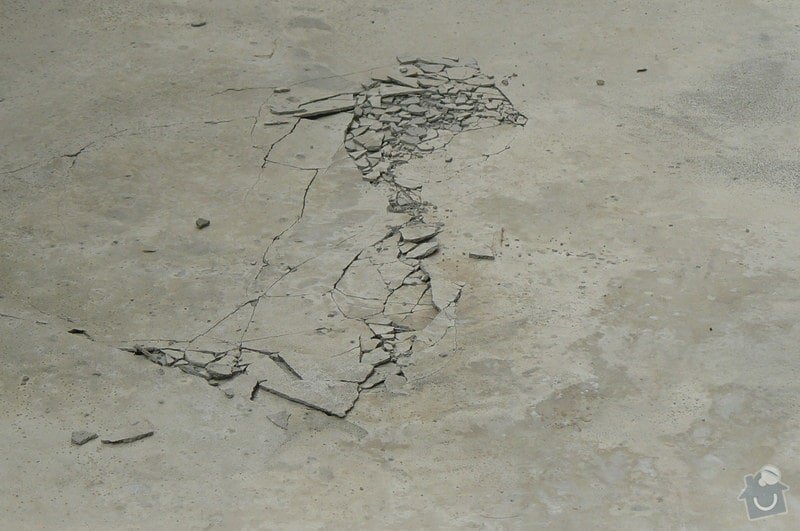 Oprava betonu u dvou venkovních vjezdů a schodiště: 2010_198