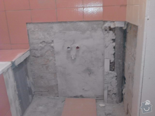 Rekonstrukce koupelny: P081211_13.12