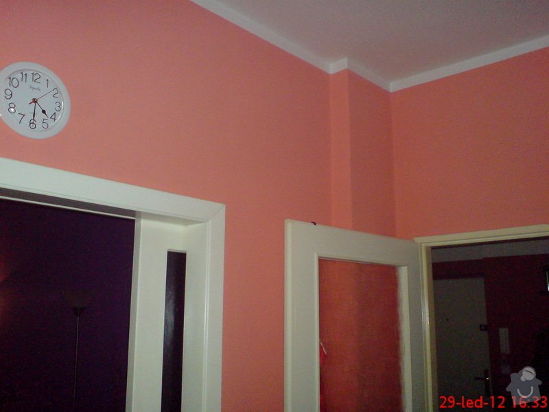 Vymalování obývacího pokoje a kuchyně včetně opravy stropů: DSC01720
