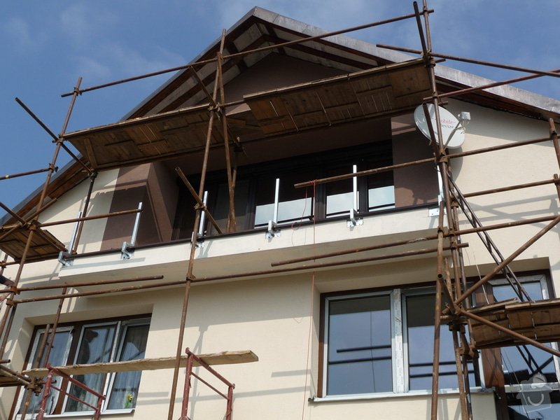 Dřevěné zábradlí balkónu zábradlí s truhlíkem typ TYP SCHWANZENBERG: P1050528