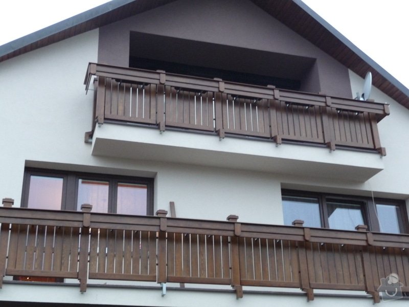 Dřevěné zábradlí balkónu zábradlí s truhlíkem typ TYP SCHWANZENBERG: P1050714