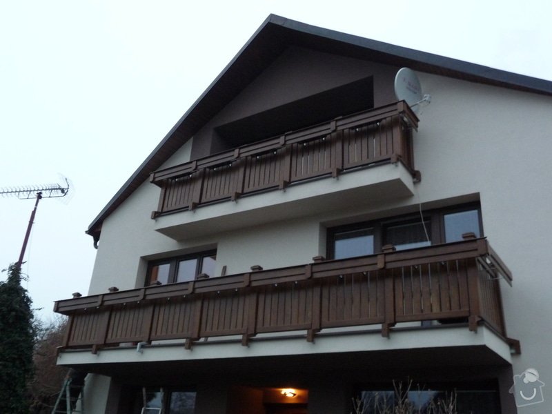 Dřevěné zábradlí balkónu zábradlí s truhlíkem typ TYP SCHWANZENBERG: P1050716