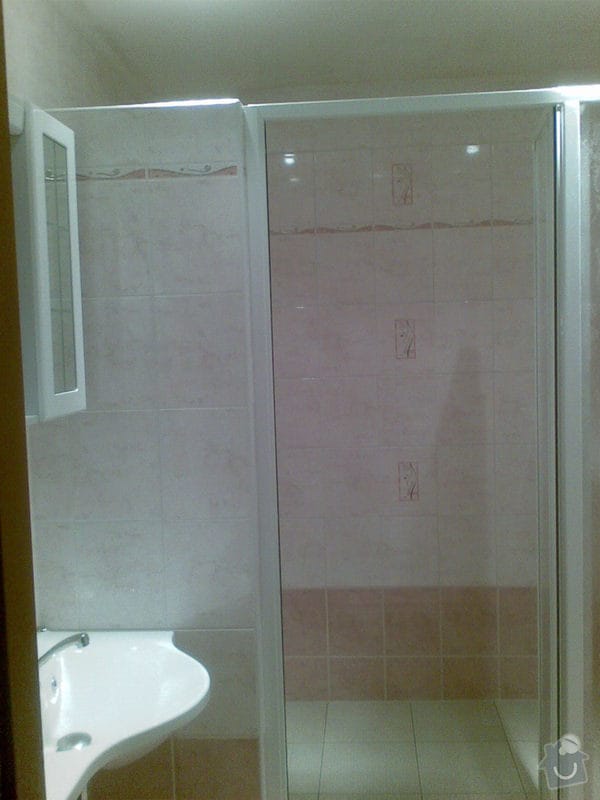 Předělání koupelny z umakartového jádra na zděné + změna místo vany sprchoví kout zděný: Obraz025