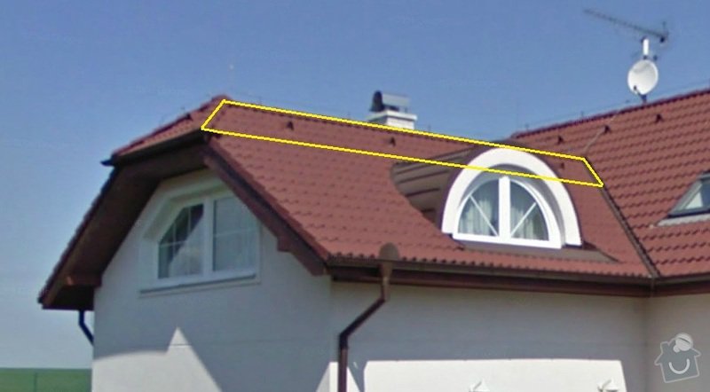 Vyplnění špičky střechy nad částí rodinného domu foukanou izolací.: Strecha1