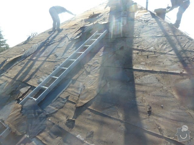 Rekonstrukce střechy- výměna krytiny: P1070059