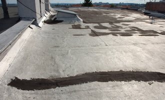 Rekonstrukce ploché střechy - stav před realizací