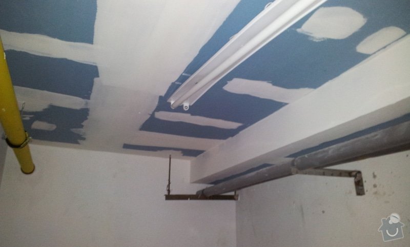 Odhlučnění stropu 30 m2 - mezi kotelnou a bytem nad kotelnou: 20120622_100919