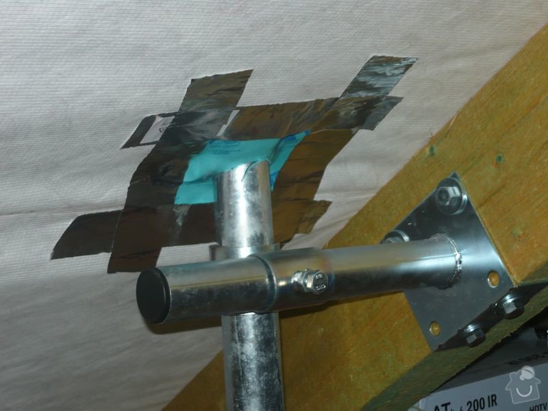 Instalace anténního systému s přepěťovými ochranami: 4detail-prustupu-strechou