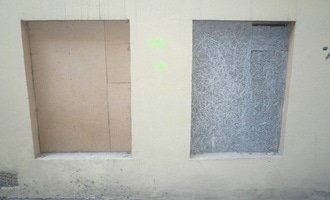 Výroba kovového okna a mřížě do sklepních prostor - stav před realizací