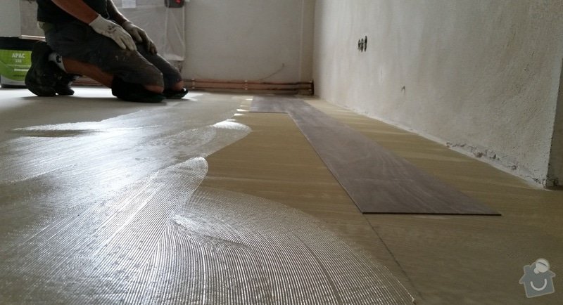 Stěrkování a lepení vinylové podlahy: 1