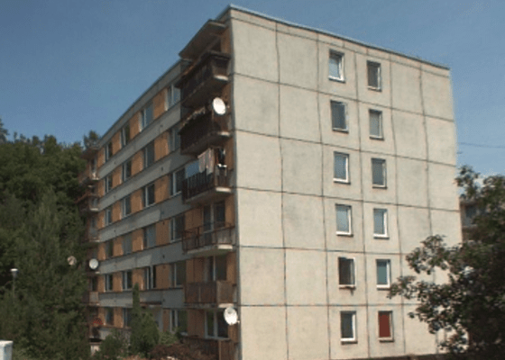 Zateplení panelového domu, včetně výměny balkonů - stav před realizací