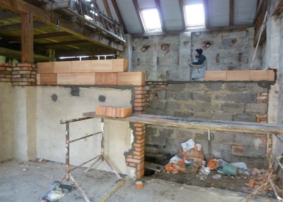 Rekonstrukce stodoly na ubytovací a stravovací zařízení