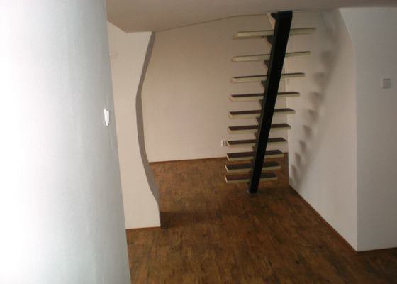 Rekonstrukce bytu v podkroví
