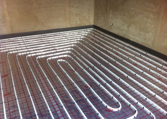 Elektrokotel s podlahovým vytápěním