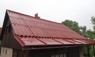 Oprava a nátěr střechy chaty - stav před realizací