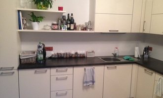 Obklady za kuchyňskou linkou - stav před realizací