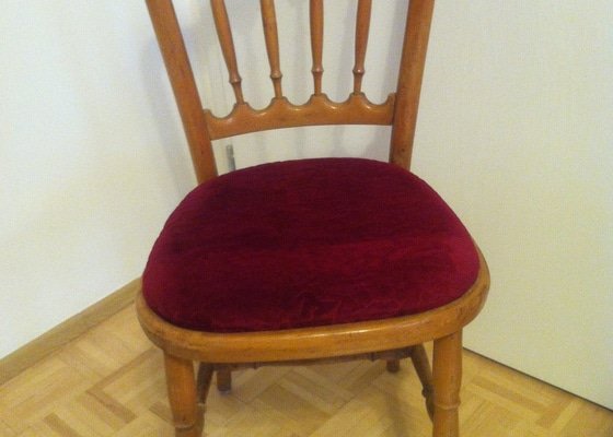 Renovace židlí - stav před realizací