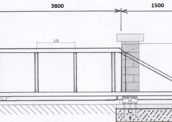 Výroba konstrukce samonosné posuvné brány a branky - stav před realizací