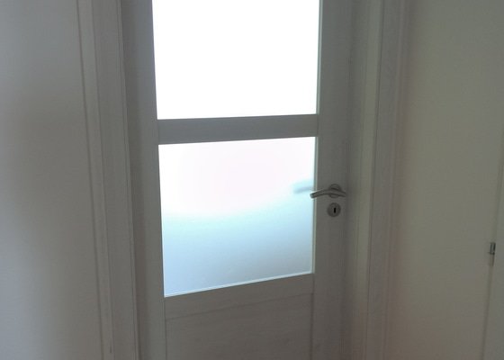 Montáž 2x obložkové zárubně vč dveří do panelového bytu