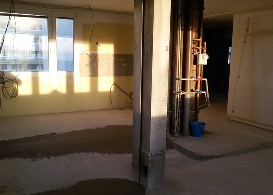 Broušení a vyrovnání betonové podlahy