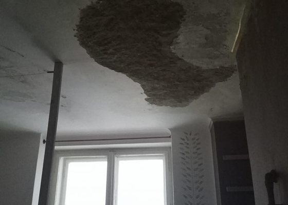 Zednická oprava stropů po vytopení