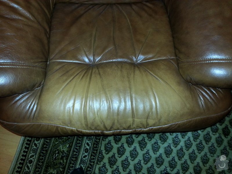 Kožená sedačka a křesla - renovace barvy: 20121104_202444