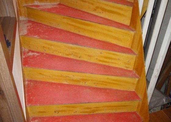 Renovace schodiště - stav před realizací