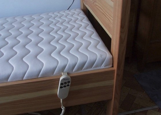 Modřínové postele